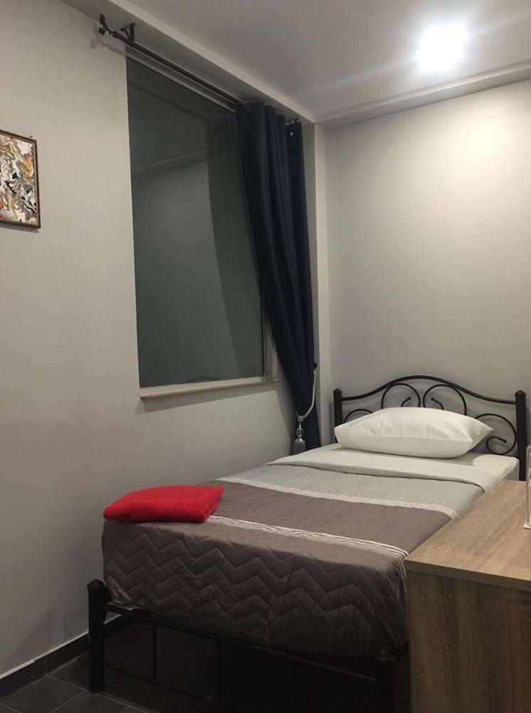 Seaview Family Triple Room, 1 Bedroom, Balcony, Beachfront 3