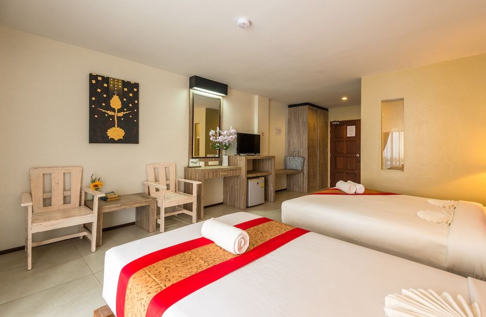 Baan Bandalay Hotel Family Triple Room 2