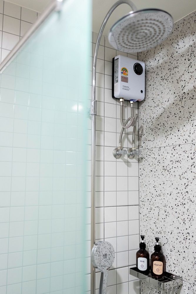 CA Hotel and Residence Phuket Grand Deluxe Twin Room 7