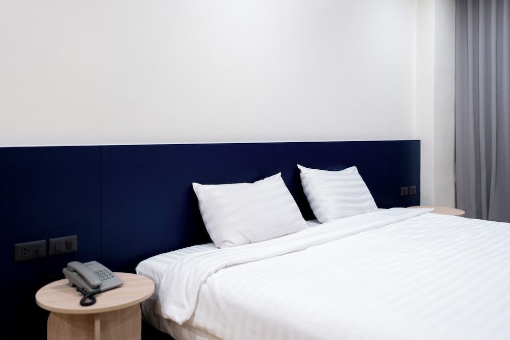 CA Hotel and Residence Phuket Grand Double Room 9