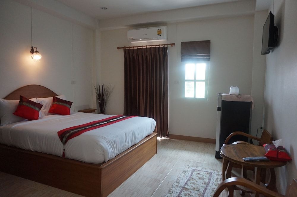 Maesot Siri Hotel Standard Double Room 2