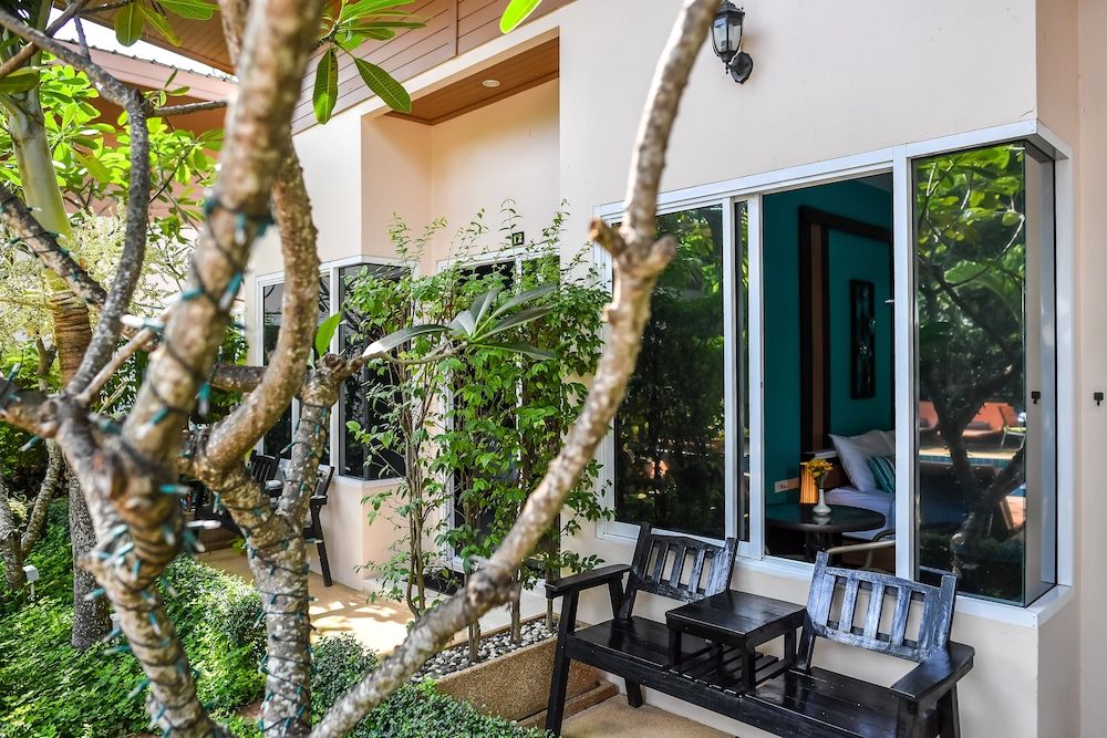 undefined Cascades Resort Phuket 9