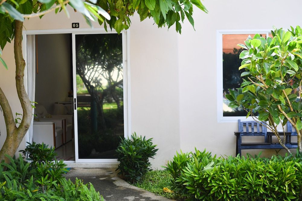 Cascades Resort Phuket Deluxe One Bedroom 11