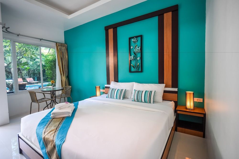 undefined Cascades Resort Phuket 6