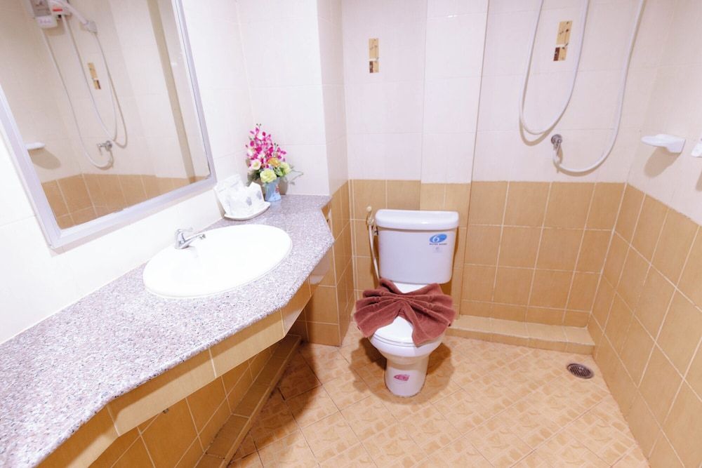 Chumphon Gardens Hotel Superior Double or Twin Room 13