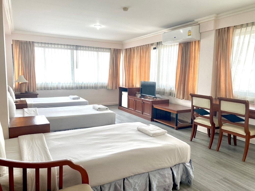 undefined Jumbotel Hotel 9