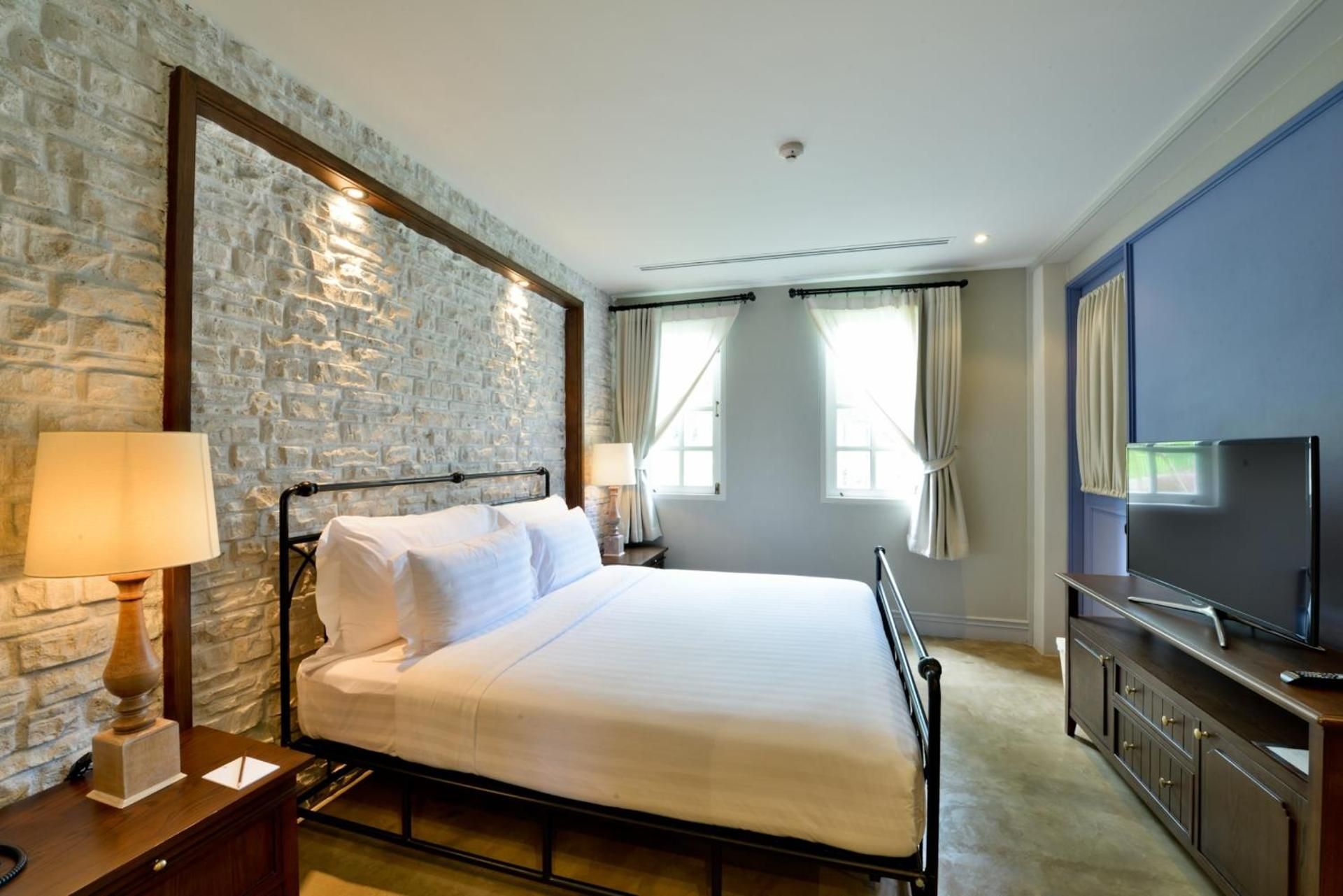 Deluxe - Garden View