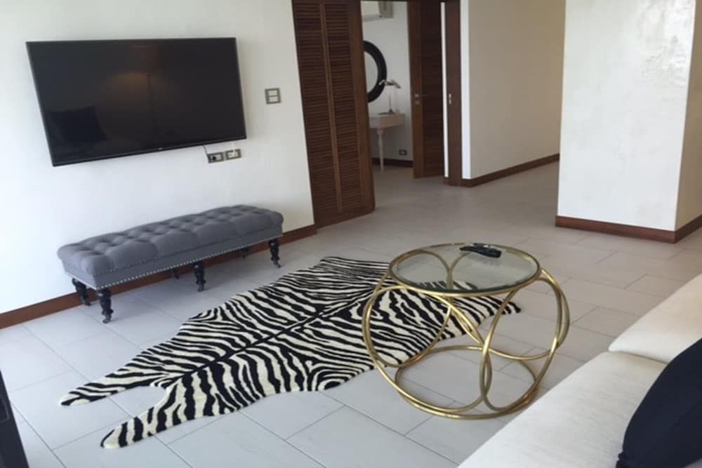 Yambay Hua Hin 1 Bedroom Suite 2