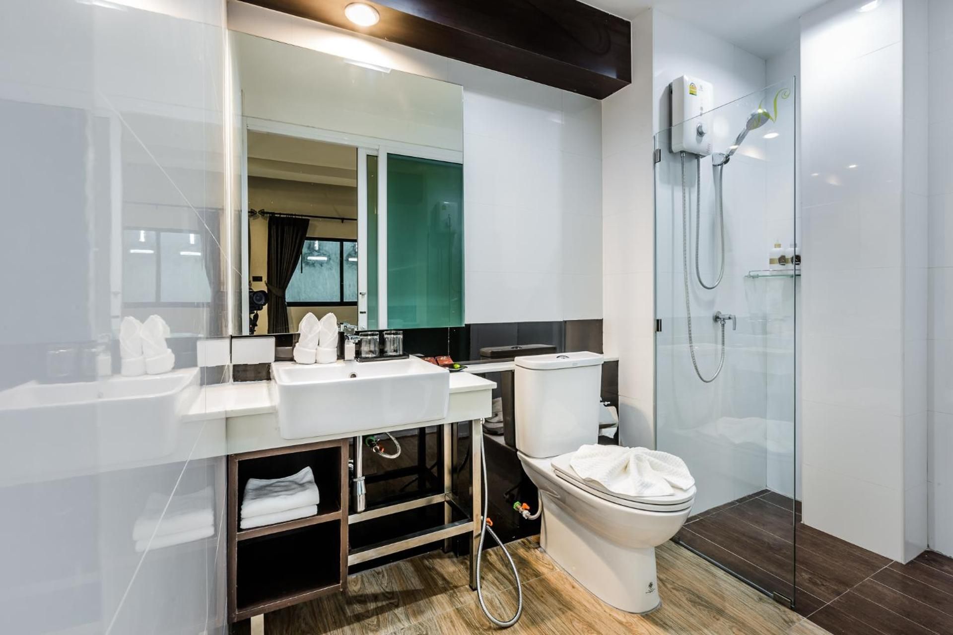 The Nice Hotel Superior Double Room 6