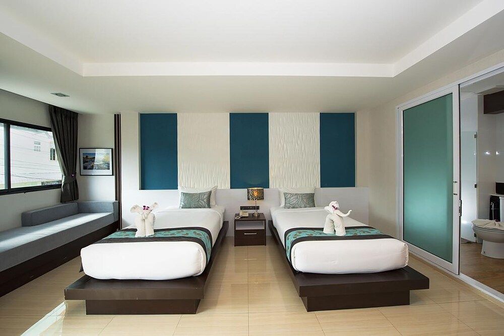 undefined The Nice Hotel 9