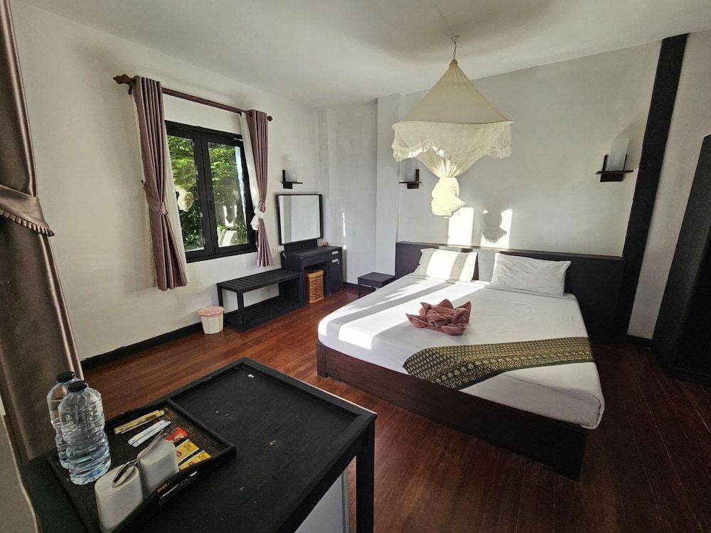 Phitharom PP Resort Superior Double Room 10