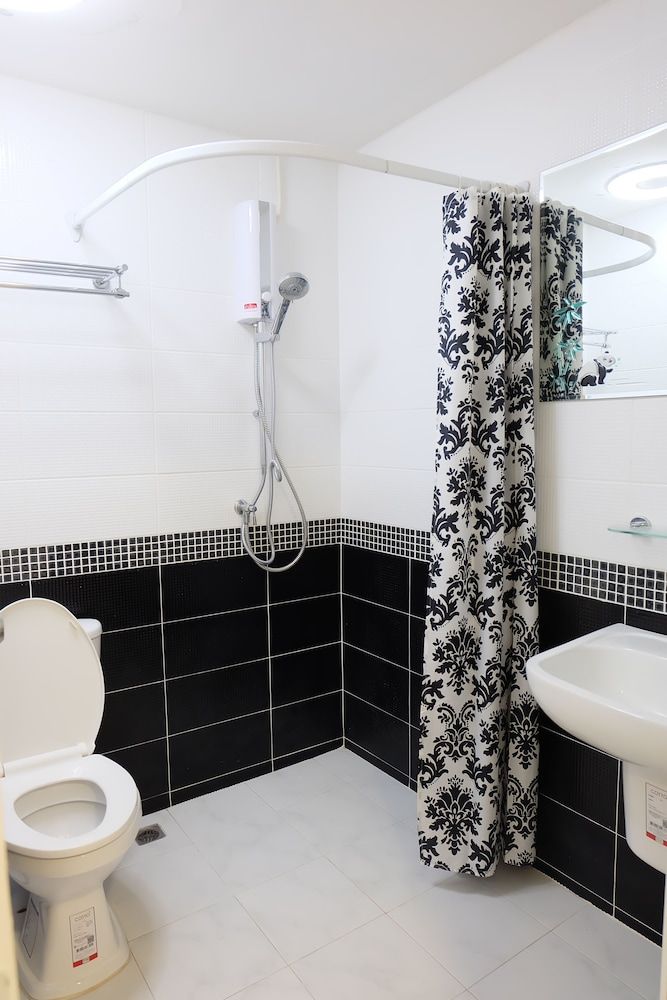 undefined Aree Art Residence 7