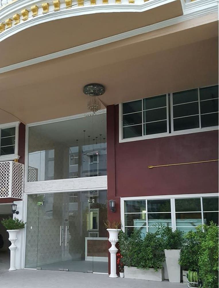 undefined Aree Art Residence