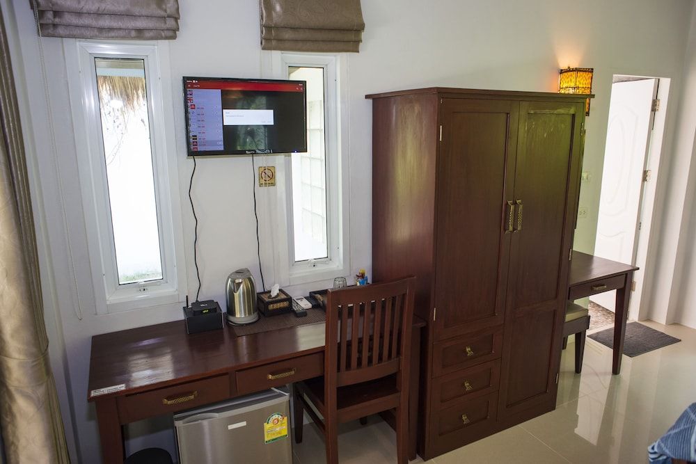 Serenity Resort Deluxe Bungalow 4