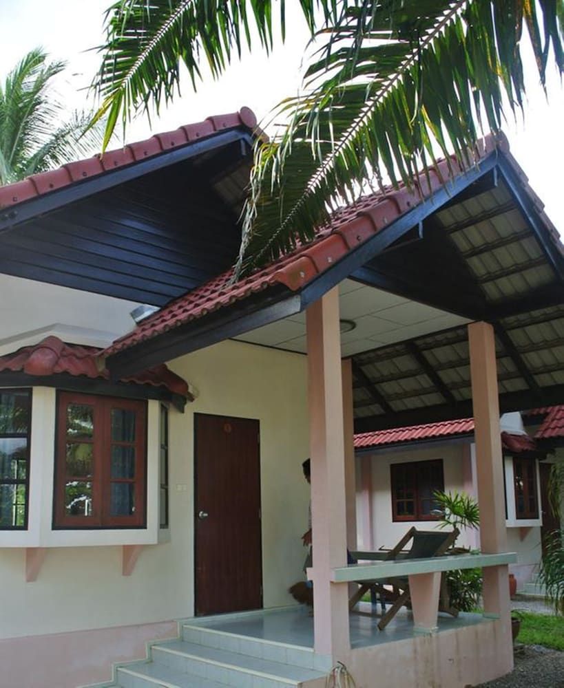 Chill Beach Resort Standard Room 3