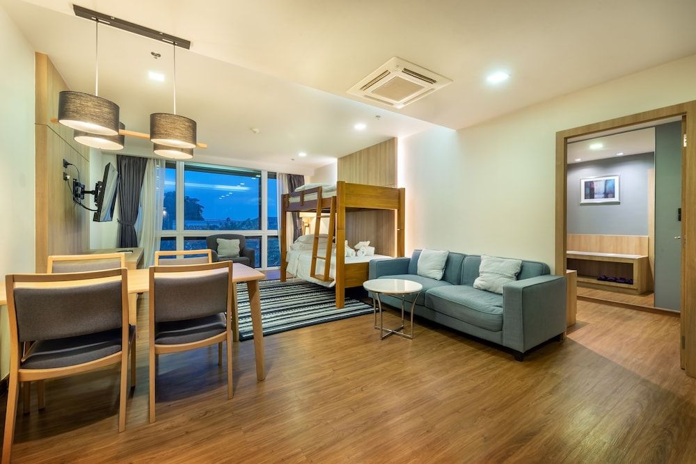 PLAAI Prime Hotel Rayong SHA Extra Plus Family Room 14