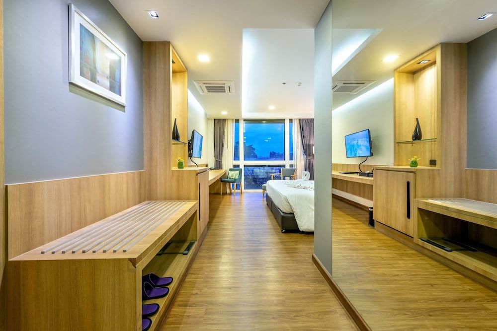PLAAI Prime Hotel Rayong SHA Extra Plus PLAAI Prime Suite One Bedroom 12