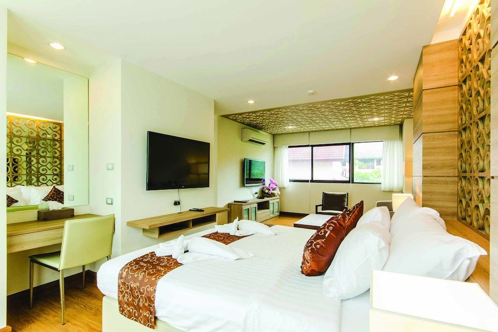 S17 @ Nimman Hotel Grand Double Room (Deluxe) 5