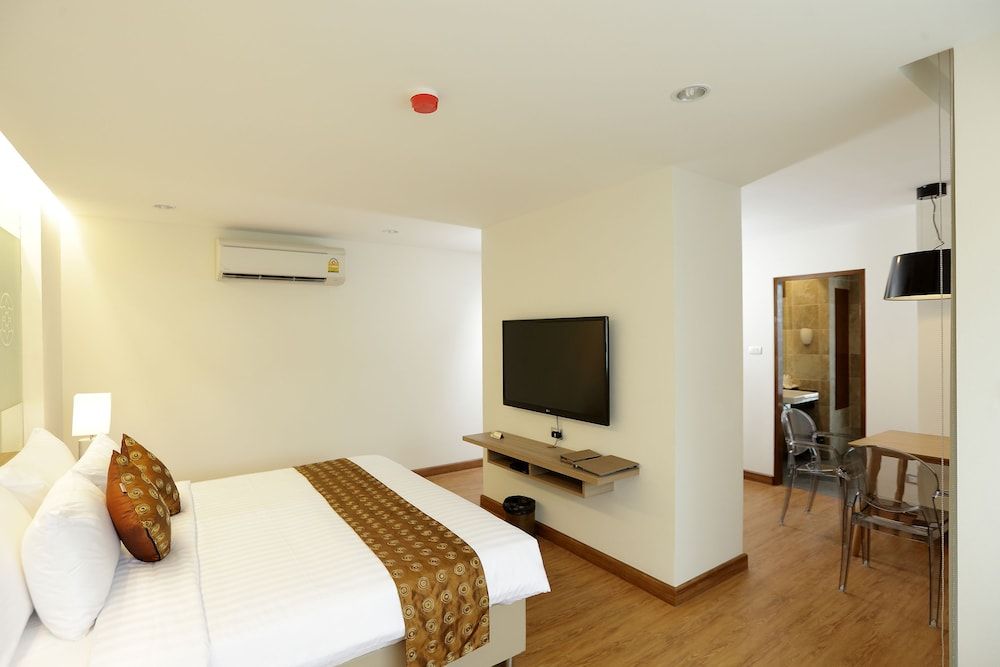S17 @ Nimman Hotel Grand Double Room (Deluxe) 3