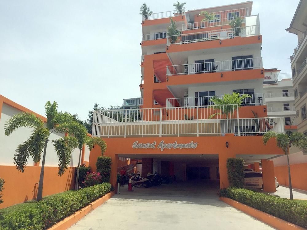 undefined Sunset Apartments 5