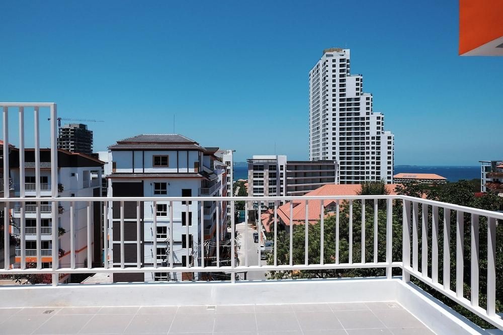 undefined Sunset Apartments