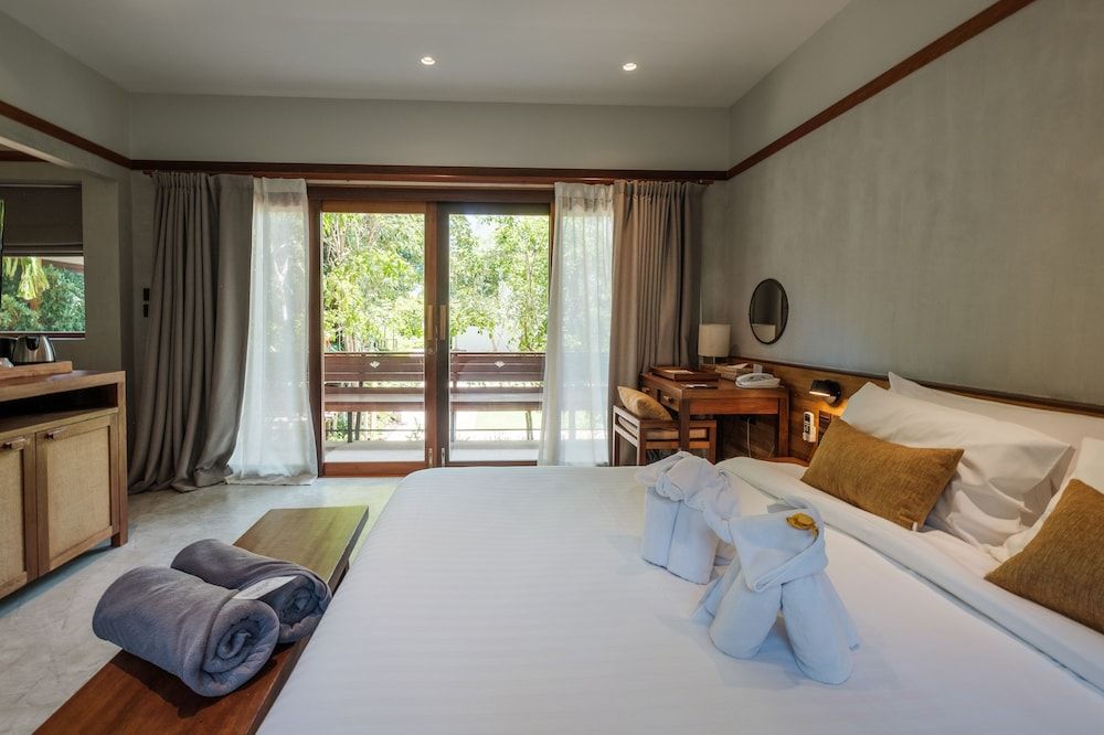 Banana Fan Sea Resort Standard Room, Balcony 3