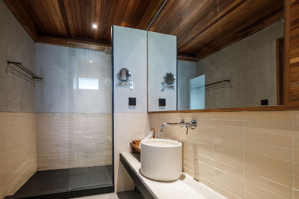 Banana Fan Sea Resort Superior Room 5