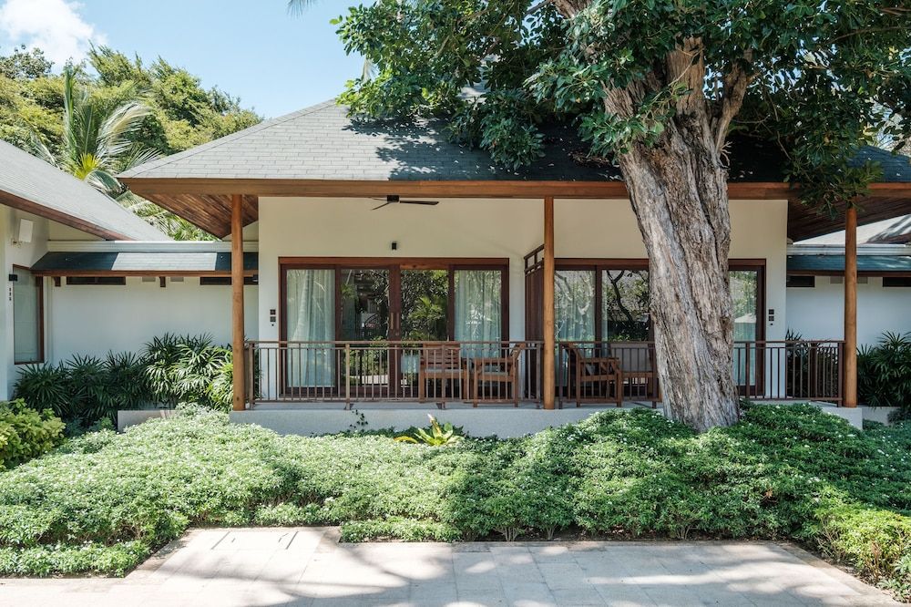 undefined Banana Fan Sea Resort 6