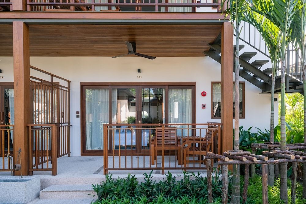 undefined Banana Fan Sea Resort 8