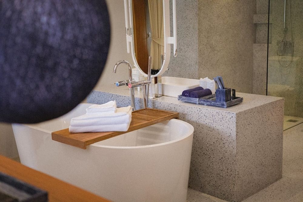 Sichon Cabana Beach Resort Room 5