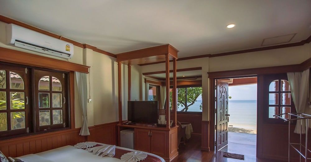 undefined KohChang Lagoon Princess 2