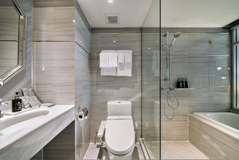 The Salil Sukhumvit 57 - Thonglor Deluxe Suite 8