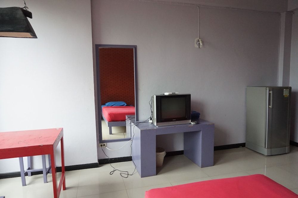 The SP Hotel Standard Twin Room 3