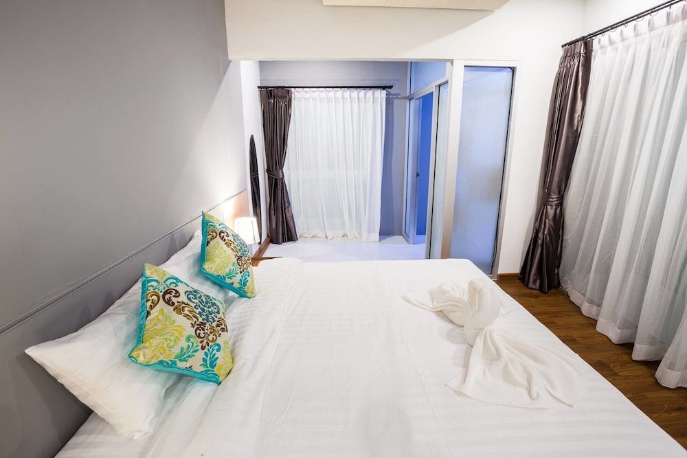 undefined Admire Thonburi 9