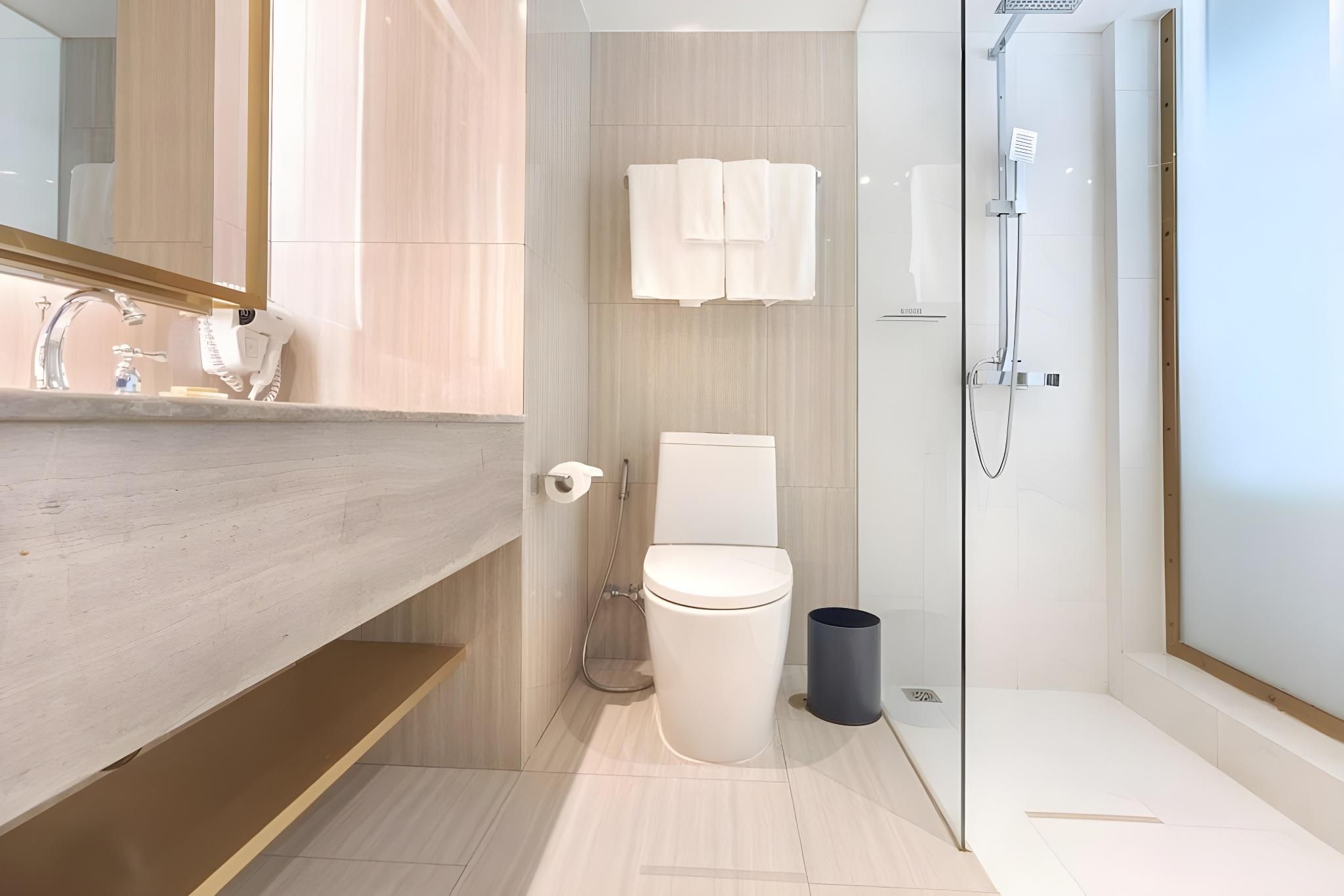 undefined The Cruise Hotel 10