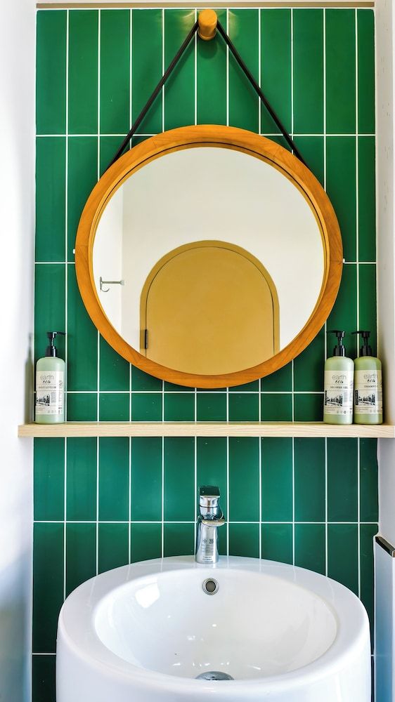 Moonlight Koh Larn Deluxe Room 5