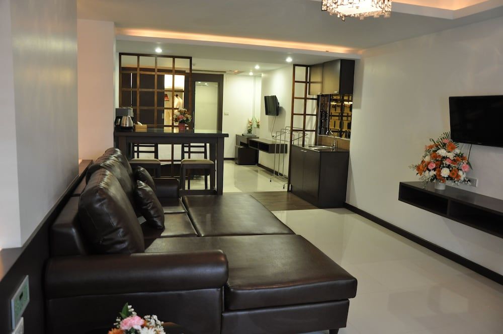 The Gallery @ Koh Chang Studio Room 5