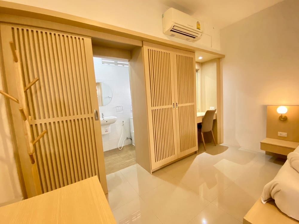 Garden Home Kata Deluxe Room, Garden View 9