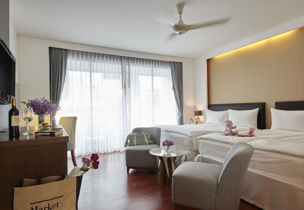 Loligo Resort Hua Hin Deluxe Balcony Room