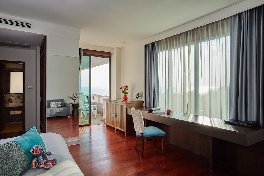 Loligo Resort Hua Hin Mini Suite Sea & Horizon Balcony 6