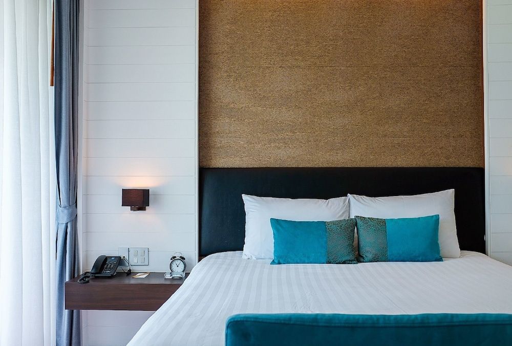 Loligo Resort Hua Hin Deluxe Balcony Room 2