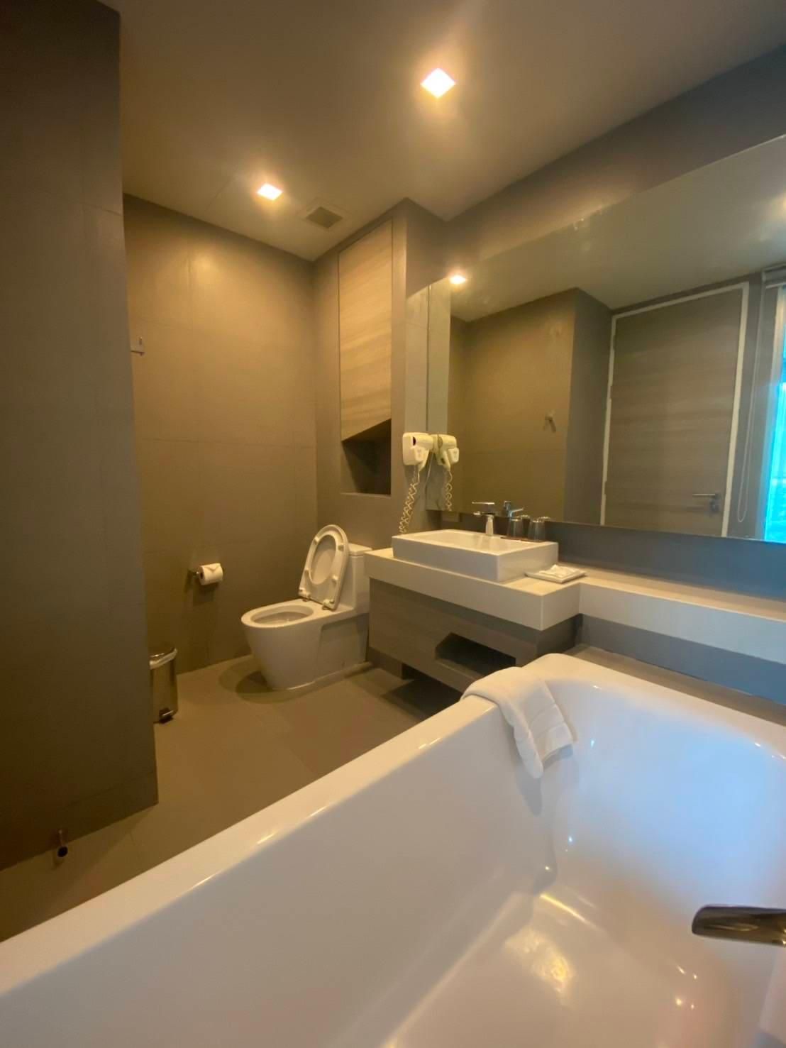 Aqua Deluxe Room