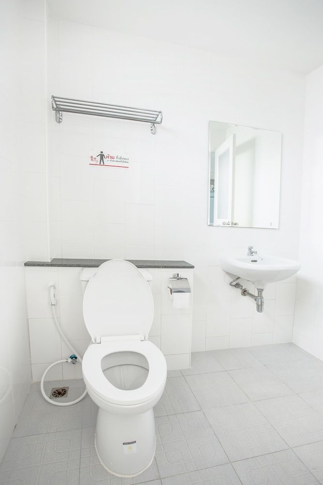 Baan Le Vimaan Twin Room 6