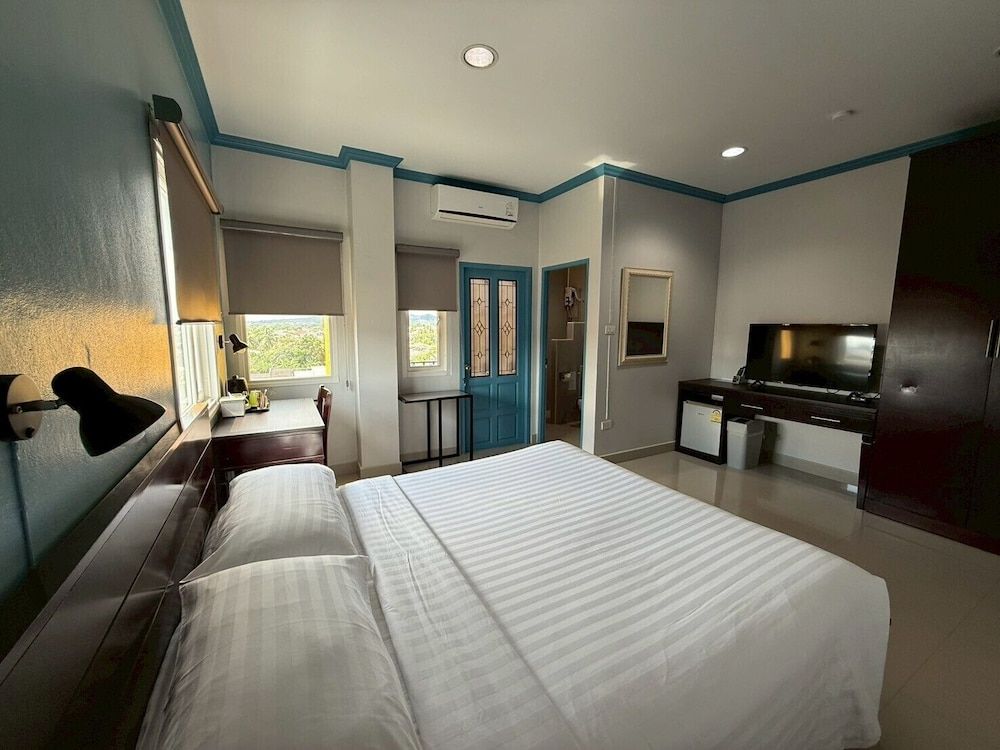 Garden Hill Hotel Superior Room 4