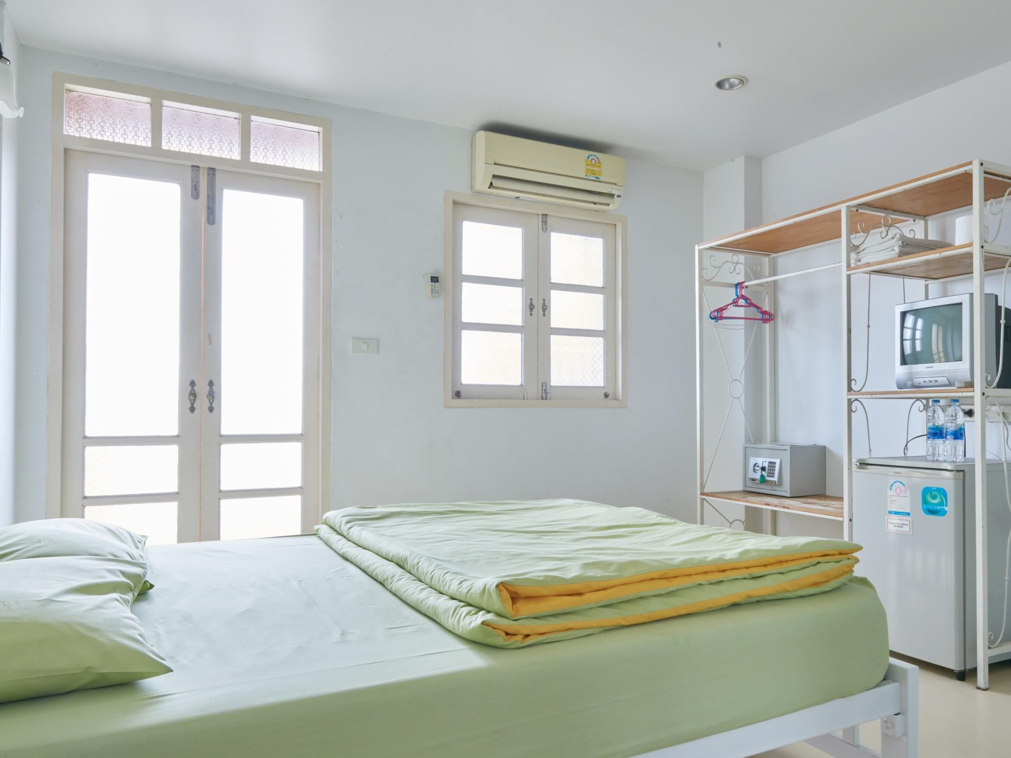 undefined Roof View Place 9