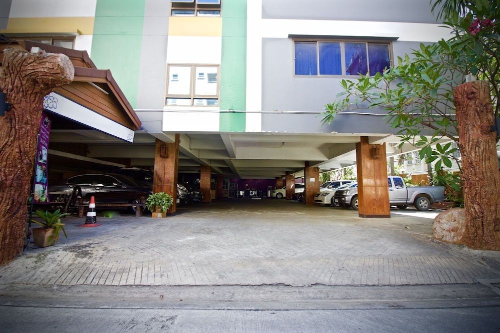 undefined Kaya Place 4