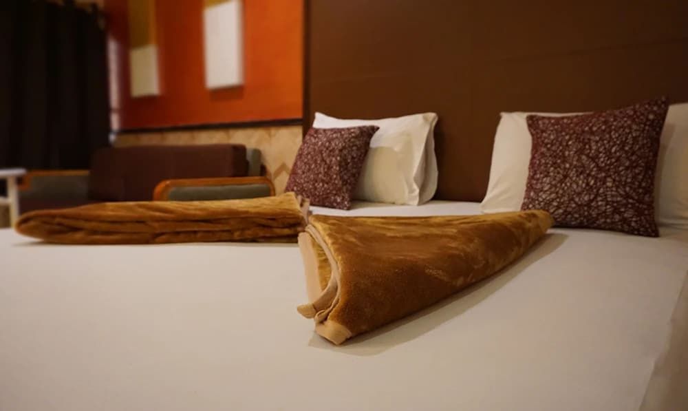 Kaya Place Standard Room 8