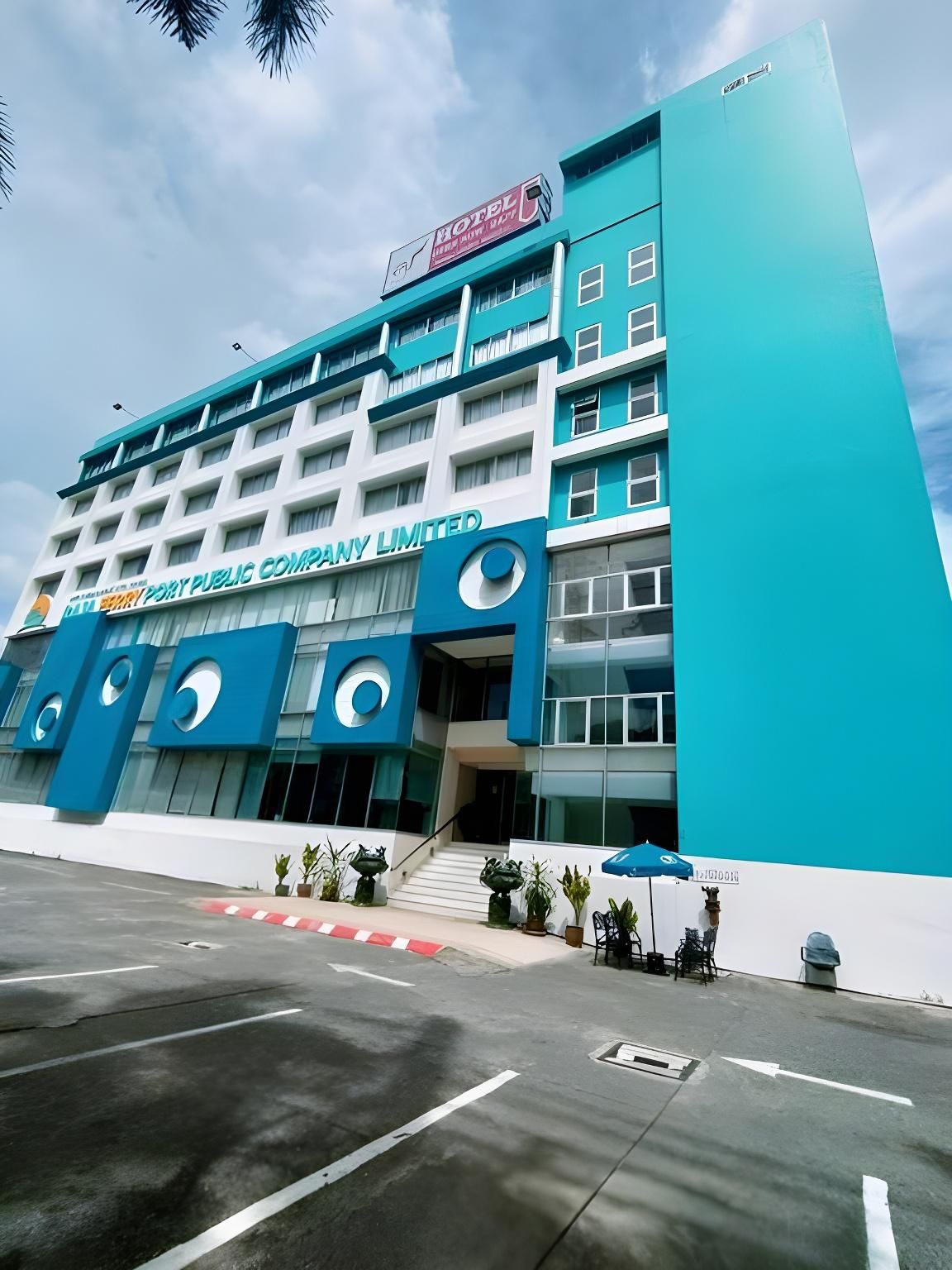 undefined Veronica Residence 5