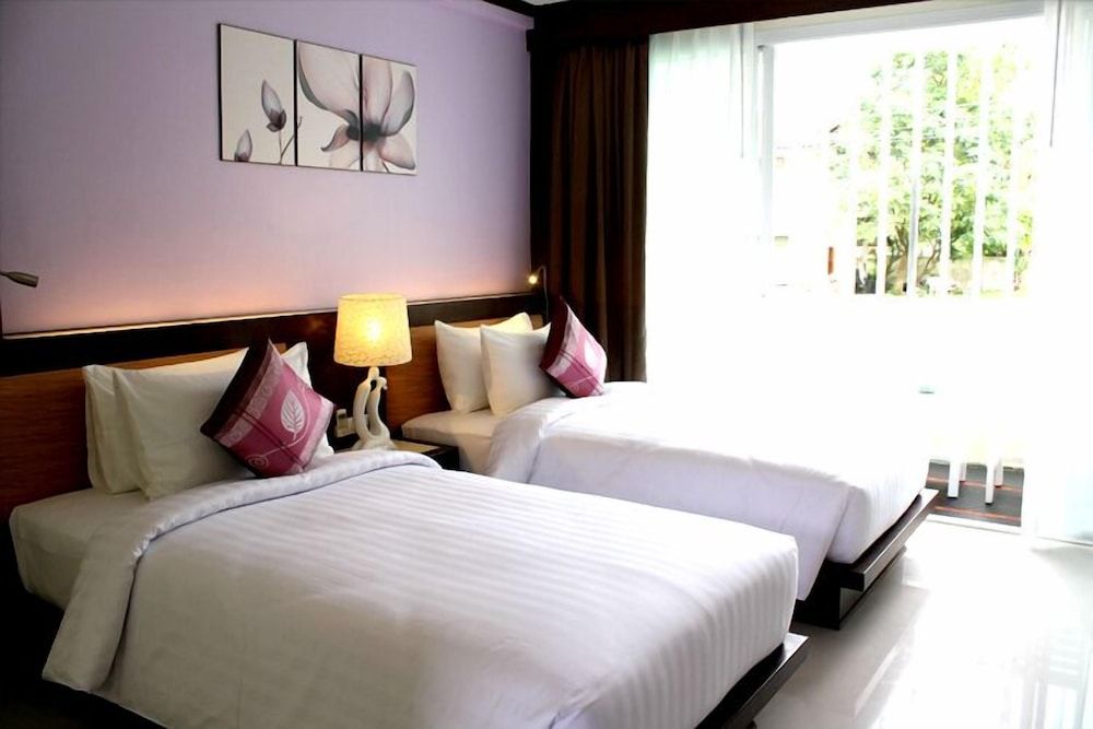 undefined The Mareeya Place 9