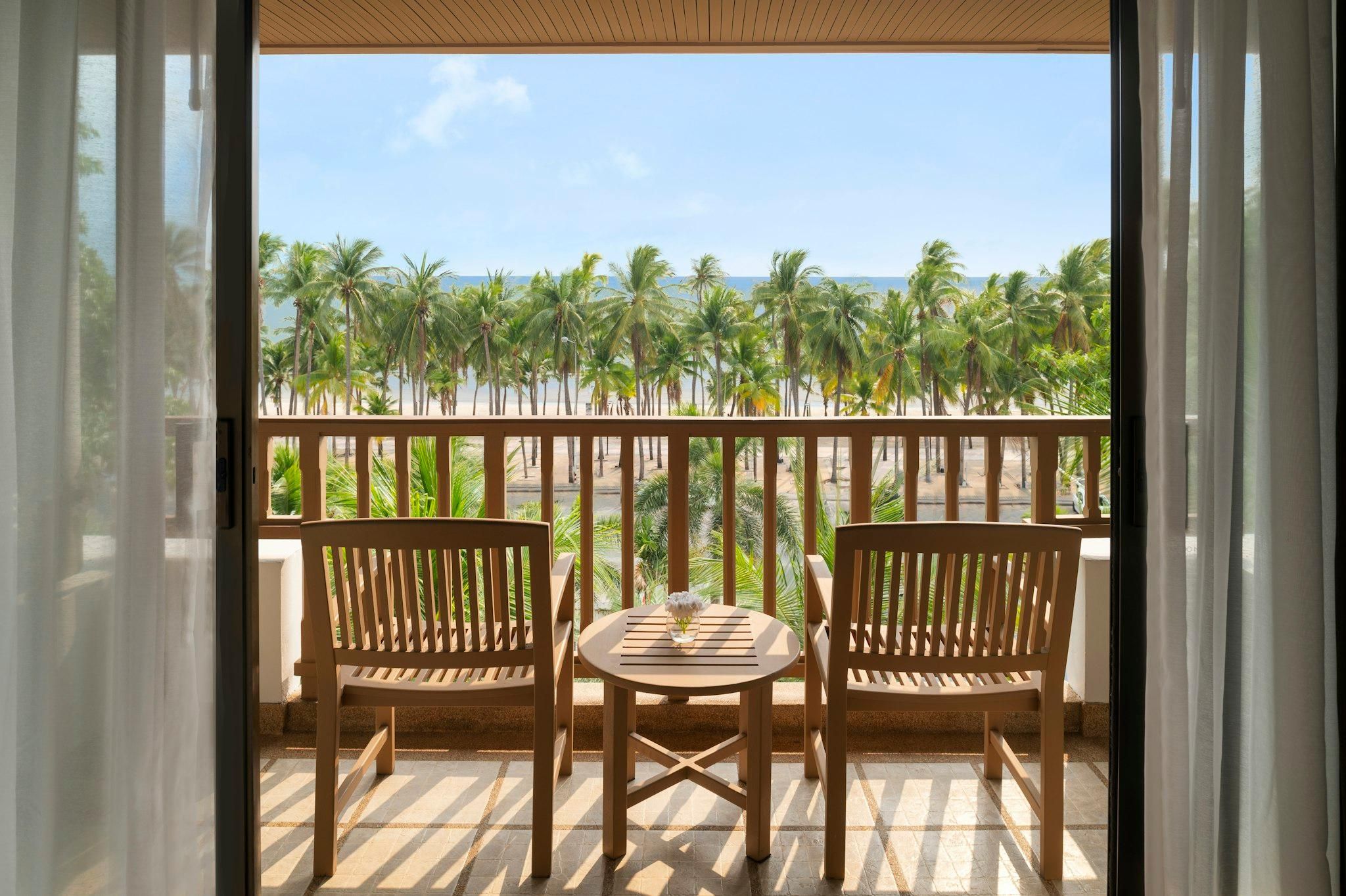 Amari Bangsaen Deluxe Ocean View Twin 2